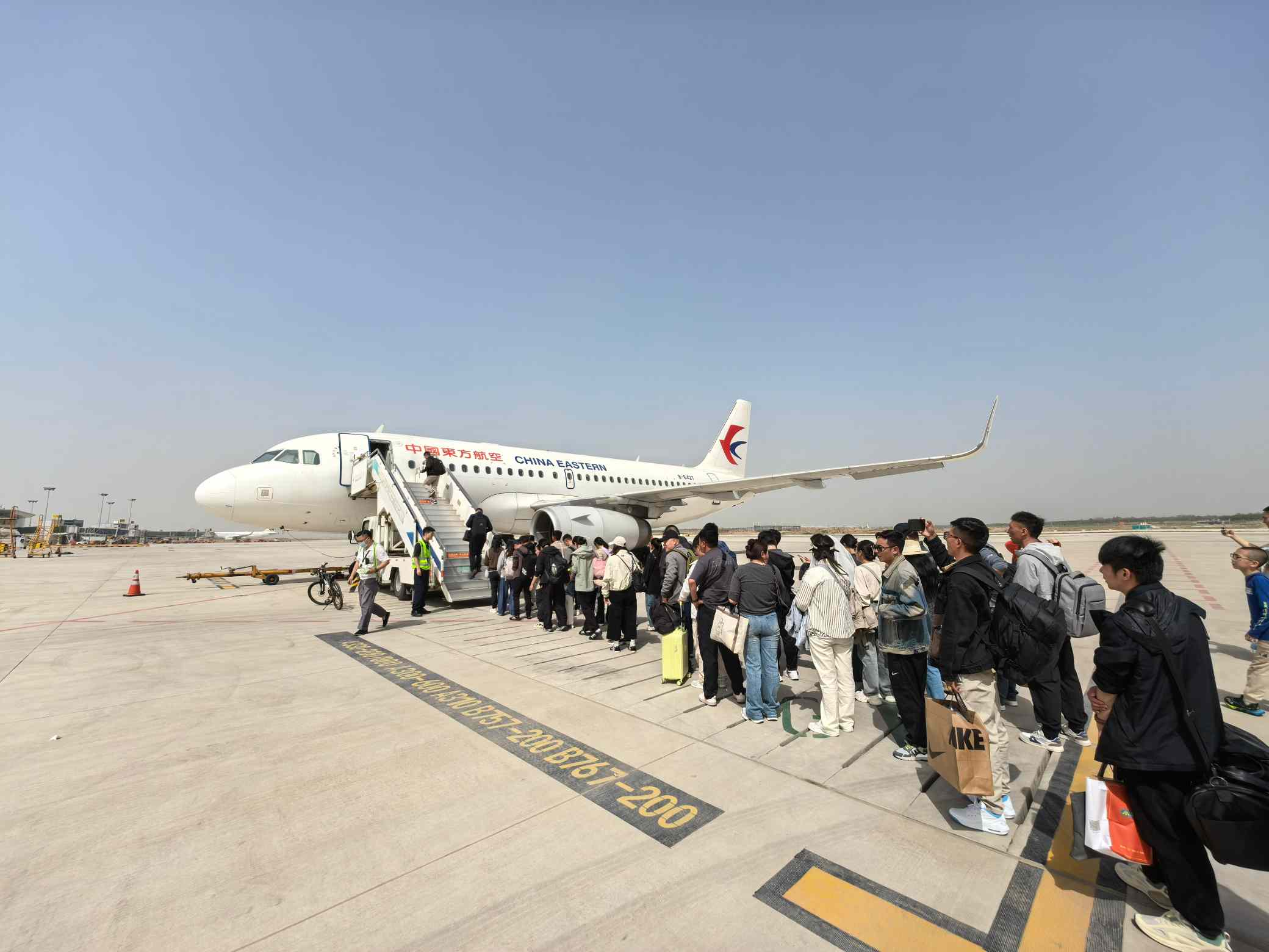 搭建“沪藏”天路 东航“上海―日喀则”直飞航线今日成功首航 第5张 搭建“沪藏”天路 东航“上海―日喀则”直飞航线今日成功首航 第5张