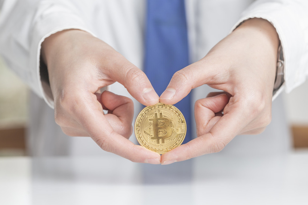 黄金与比特币哪个更适合投资？  第1张