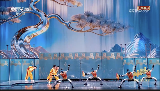 冲上热搜!春晚具身智能机器人“现象级破圈” 第2张 冲上热搜!春晚具身智能机器人“现象级破圈” 第2张