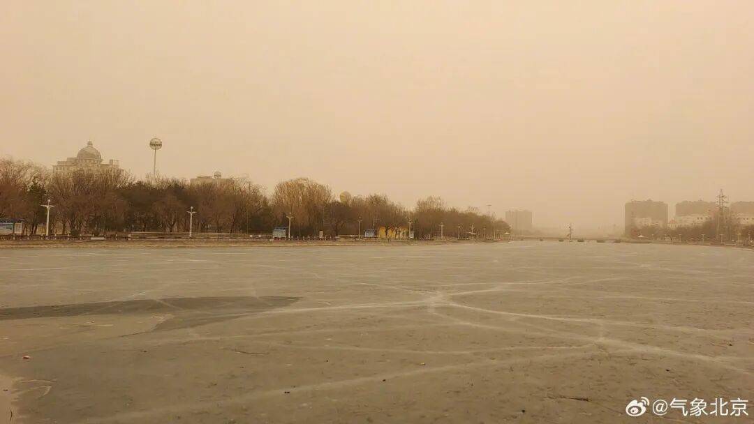 四预警连发！返程出行注意了！多地气温断崖式下跌，10余省份沙尘天气来袭，部分地区有沙尘暴！  第9张