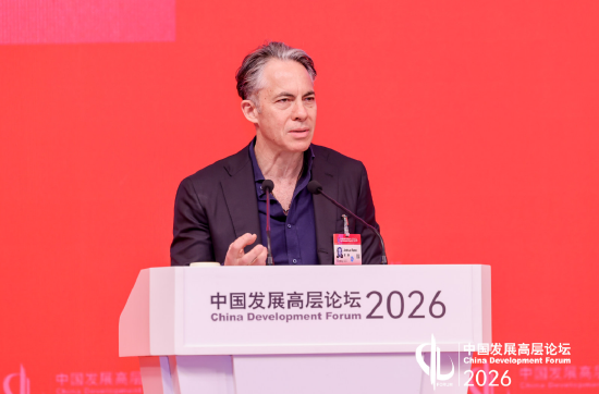 索奈董事长雷默：AI治理应摒弃竞赛思维，采纳花园共治新范式  第1张